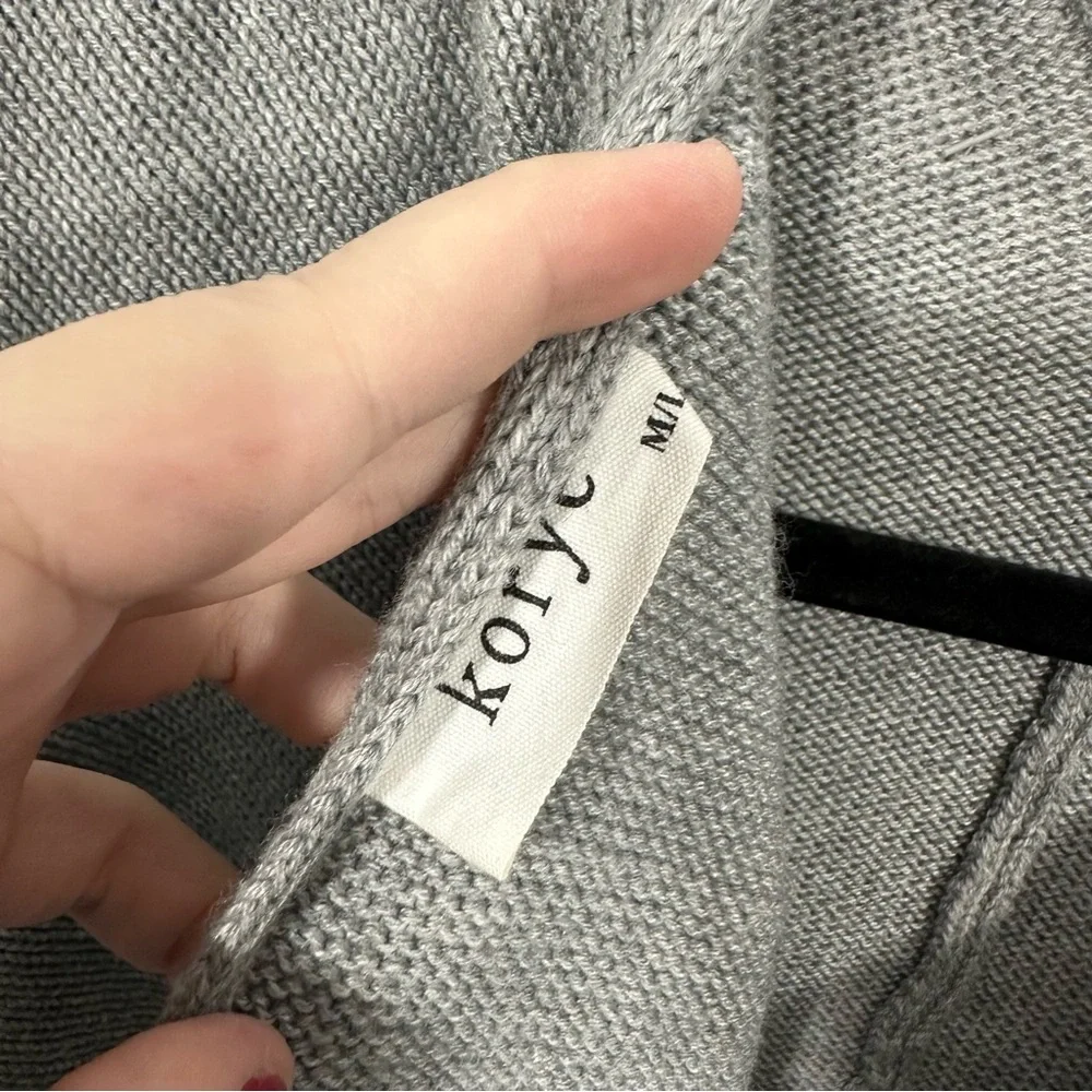 Gray Sweater Poncho - Picture 4 of 5